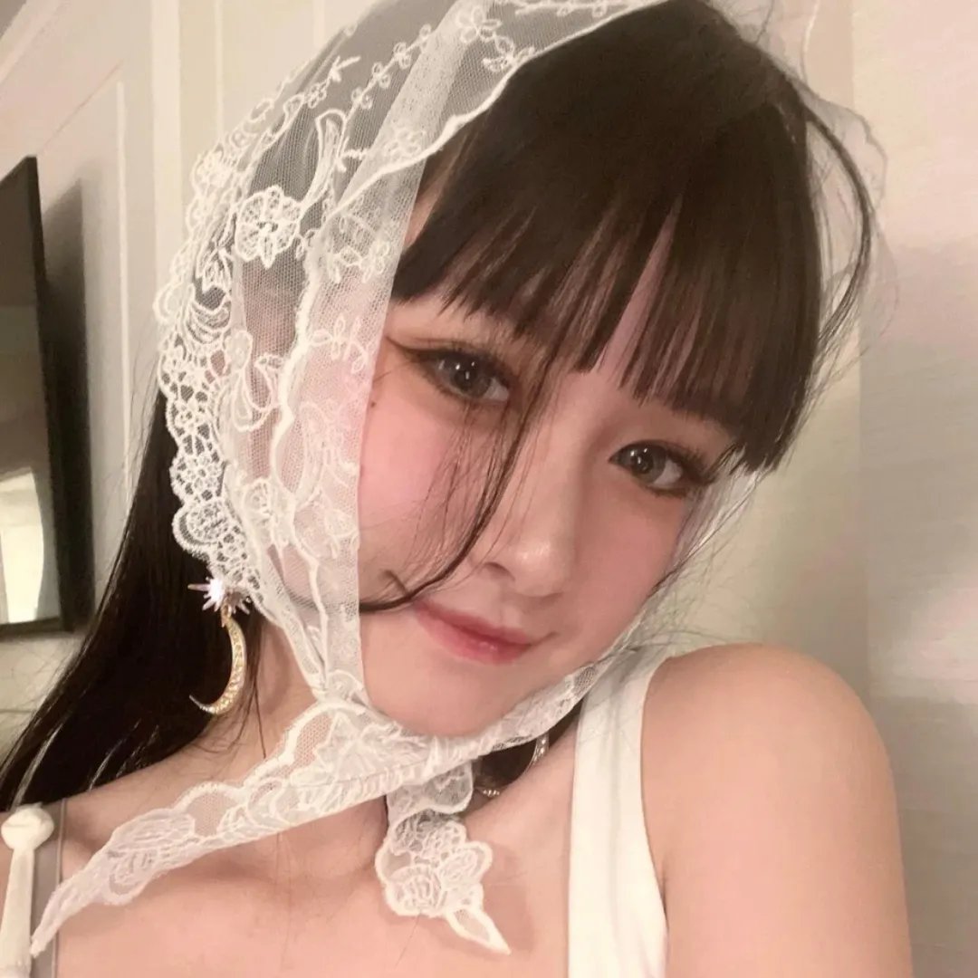 女孩闺房